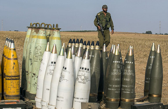 Israeli-shells-01