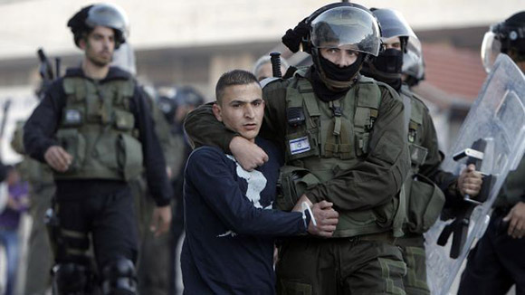 383935_Israel-arrest-Palestinian1
