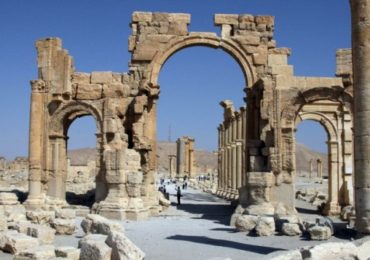 Islamic State destroys 2,000-year-old Arch of Triumph in Syria: Zio-Watch, October 5, 2015