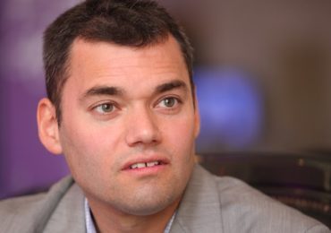 Jewish Journalist Beinart Says Jewish Establishment stifles Free Speech in the West on Behalf of Jewish Supremacist Overlords!